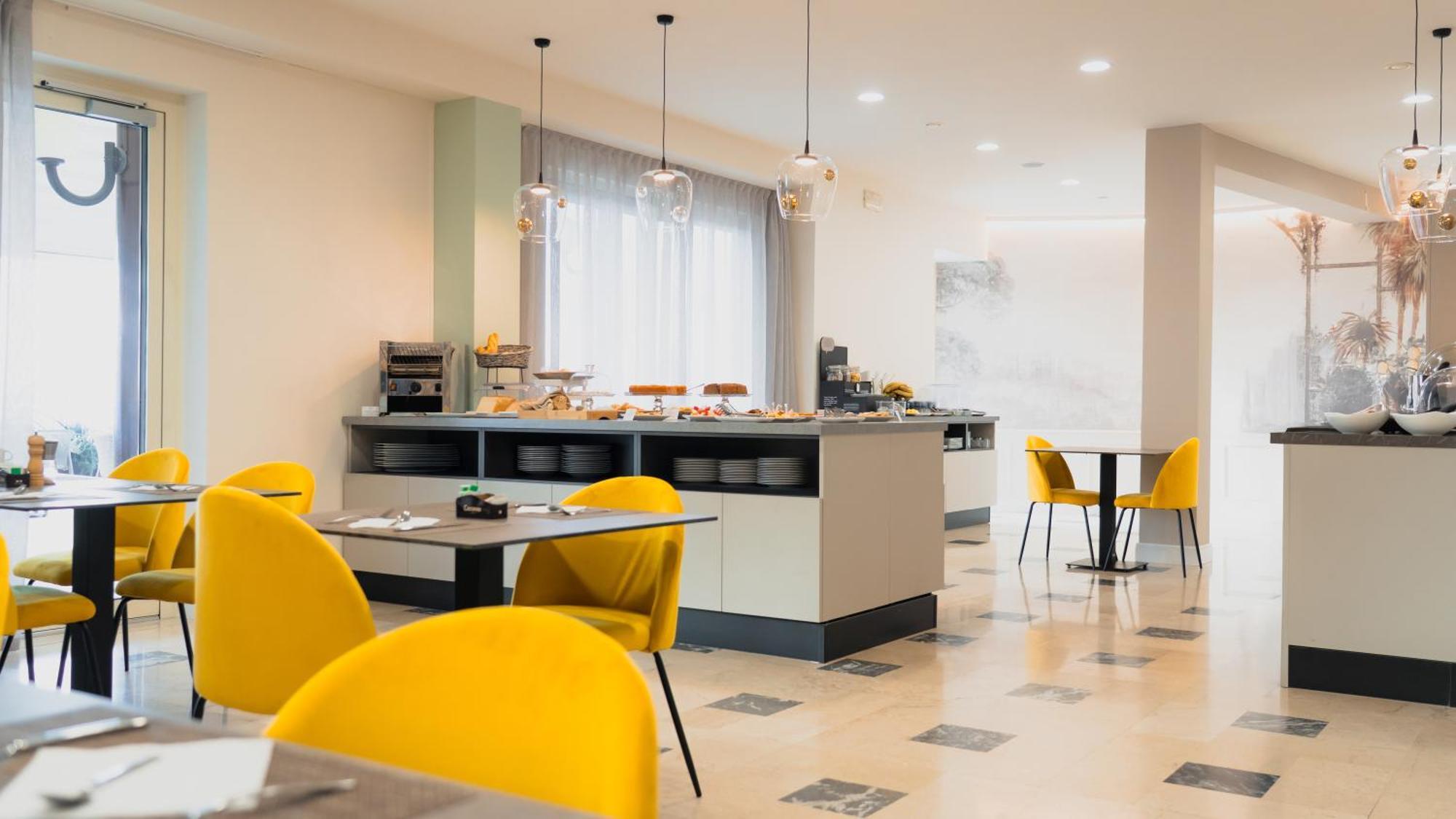 Ahg Riva Del Sole Hotel - Adults Only Moniga del Garda Εξωτερικό φωτογραφία