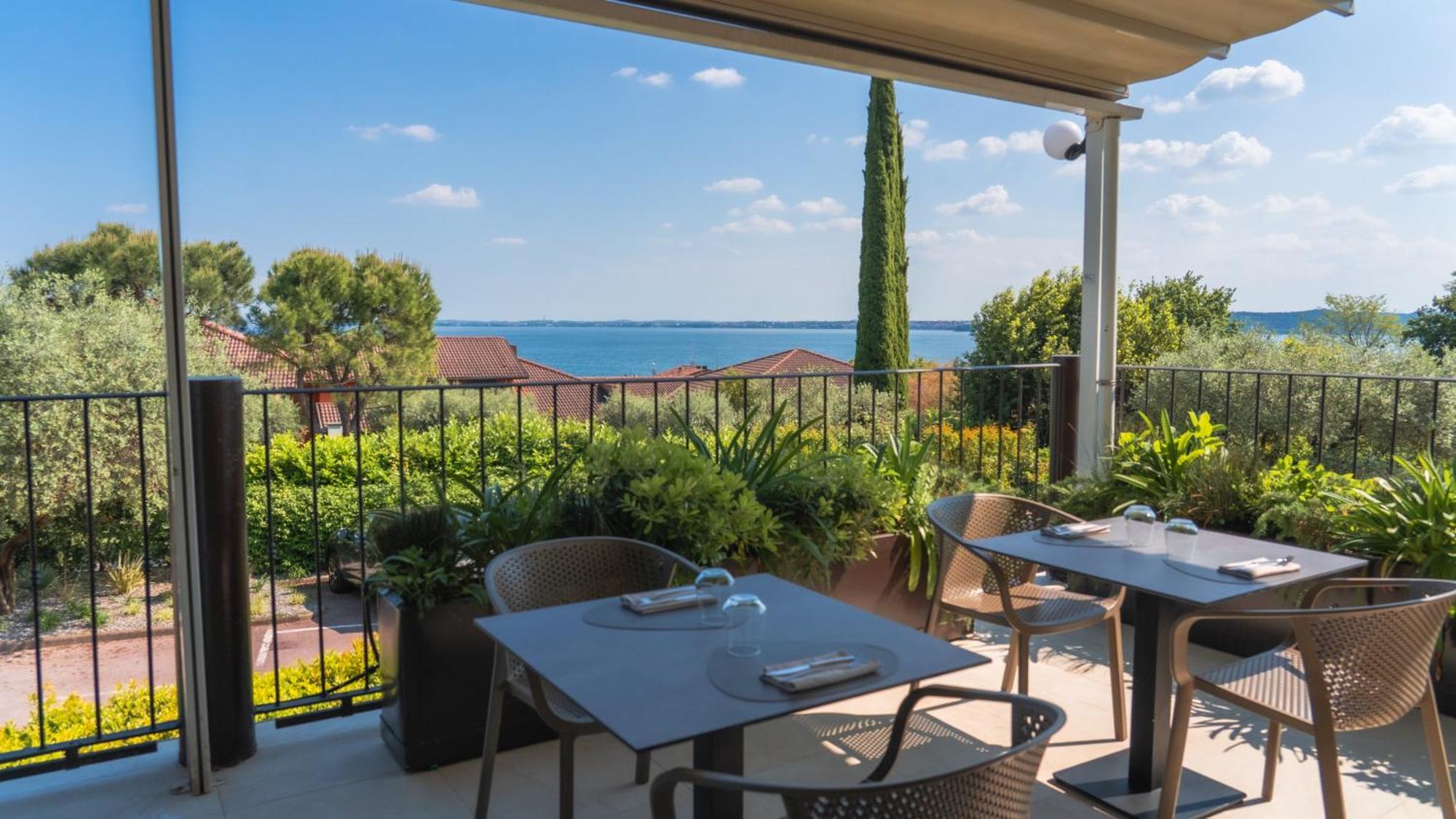 Ahg Riva Del Sole Hotel - Adults Only Moniga del Garda Εξωτερικό φωτογραφία
